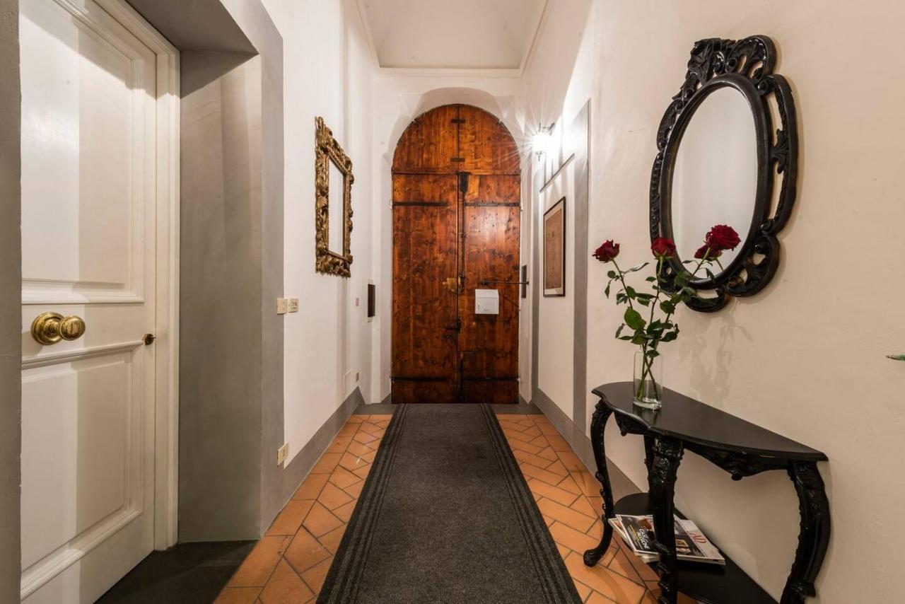 Chic Mamma Luxury Loft Suite Флоренция Экстерьер фото